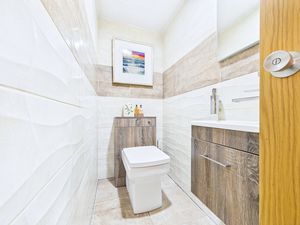 Photo 19- click for photo gallery